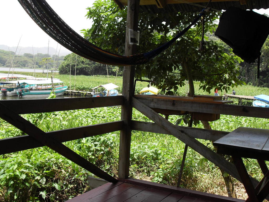 Reserva Ecologica Nanciyaga Catemaco Cameră foto